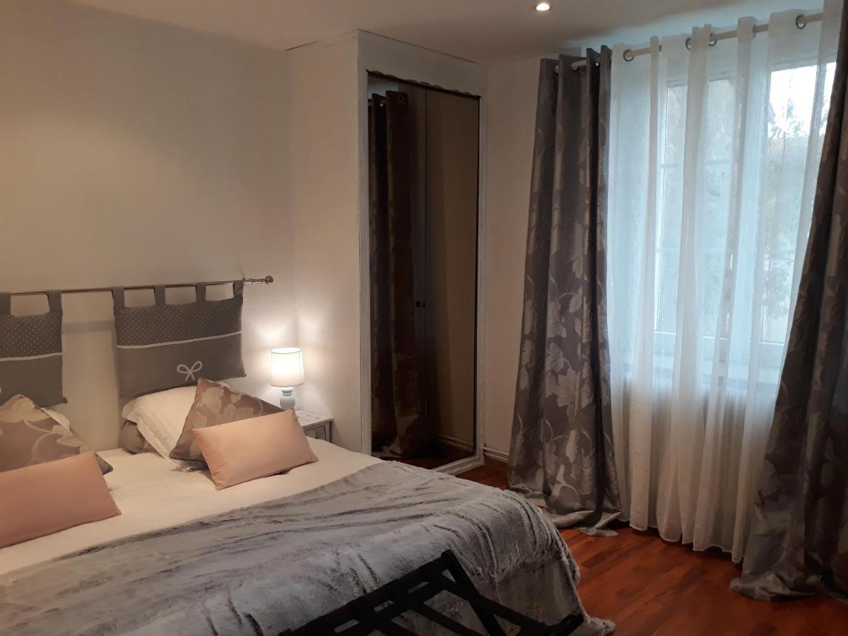 Ménil-la-Horgne Bed And Breakfast "Le Moulin A Grains" מראה חיצוני תמונה